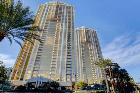 Mgm Signature-15-717 F1 Track & Strip View Balcony Las Vegas Ngoại thất bức ảnh